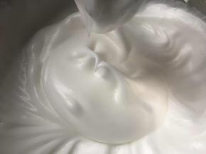 打蛋头提起有小弯钩，就是湿性状态