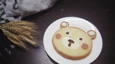 呆呆的小熊，好像也挺萌的