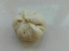 包好，捏紧收口