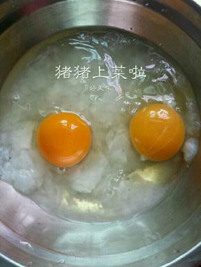 打两个鸡蛋进去