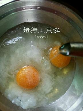 玉米油到点儿，如果有核桃油 可以蒸好了倒点核桃油