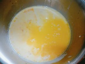 加入融化的黄油