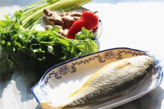 备好食材和调料