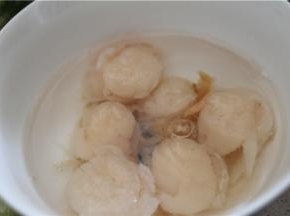 反复搓洗几遍，然后冲水