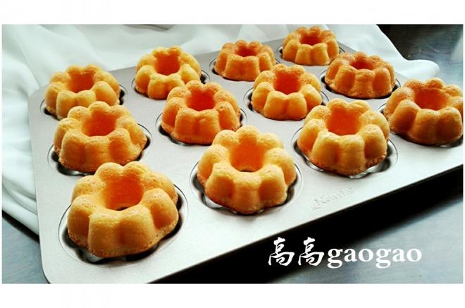 南瓜形小蛋糕