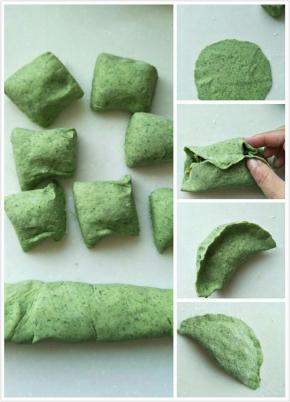 ​2，中间捏起，然后两边依次捏起来，像包饺子一样，然后用手掌压平。