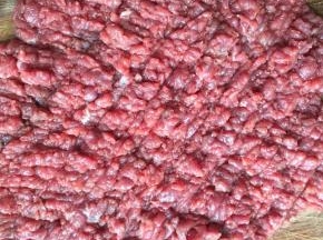 1:牛里脊剁成肉末