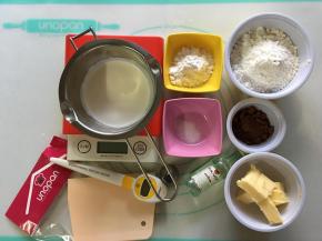 准备好所需材料，黄油提前室温软化