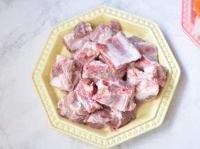 小排骨洗净待用