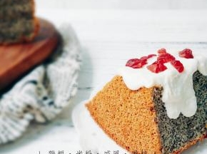 淋上酸奶更加美味。