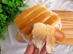 面包的皮超级薄，面包很有嚼劲呢