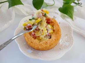 多多的玉米，多多的腊肉丁，很馋人