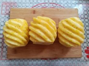 菠萝削皮去掉刺眼