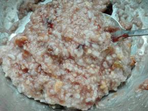 也可以放入豆沙搅拌均匀（或者直接放点白糖）