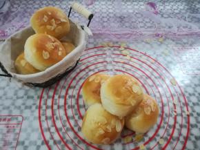 早上起来面包依旧是软软的