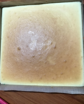 取出后震出热气，倒扣