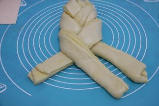 不要编的太紧影响发酵。