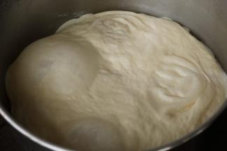 放入冰箱冷藏发酵（14—17小时）。