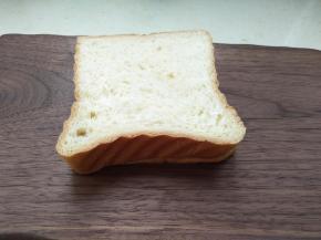 1.	准备好土司片