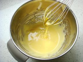 呈“Z”字形搅拌均匀至无颗粒。