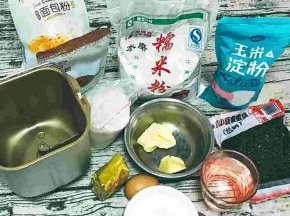 准备好制作软欧所有材料