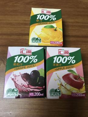 选择品质好的果汁，最好自己榨汁~