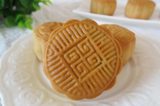 核桃桂圆枣泥月饼