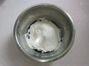 加入低筋面粉