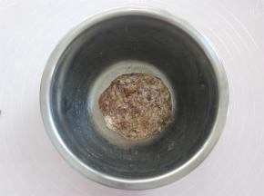 戴上一次性手套混合均匀，放冰箱冷藏备