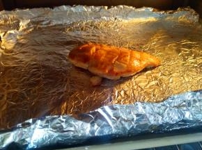 放入180度预热好的烤箱中层，烤7分钟；