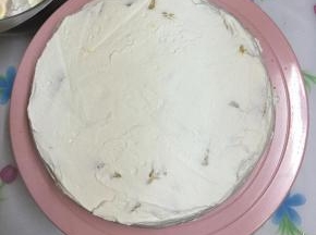 再抹少许奶油。