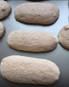 烤完会有点软，慢慢会变硬。