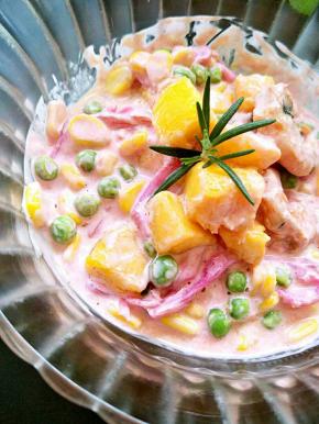 放入芒果搅拌一下，