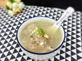 盛入碗中即可食用。