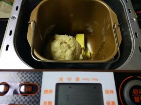 和面程序结束后加入黄油