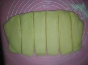 用利刀均分成6-8份；