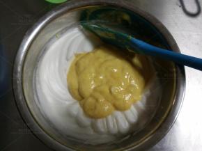 再倒入蛋白盆中