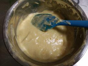 切拌均匀成细腻面糊