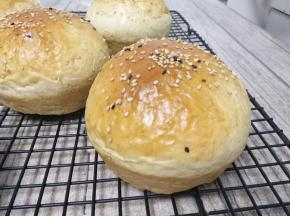 出炉后脱模放在晾网上晾至手温。