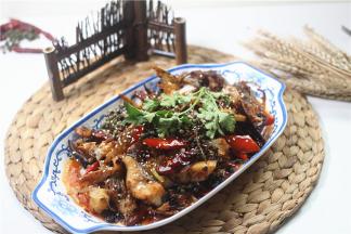 麻辣鲜香的花椒钳鱼就做好了