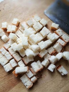 我切，切成小块