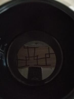 电饭锅内加油，我喜欢脆土司， 所以 ，油加得多，个人喜好哈！少加些完全没有问题！