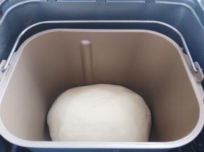 选择面包机发酵功能，发大到2倍