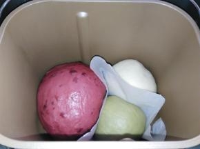 面团发酵30分钟，发大到2倍左右就可以取出来了