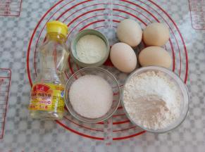 准备好材料，分别称出需要的份量