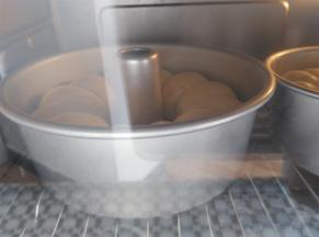 烤箱160度25分钟，上色后及时加盖锡纸