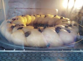 烤箱中层160度烤20分钟，上色后及时加盖锡纸。