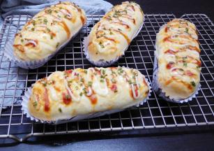 烤熟后取出脱模放凉