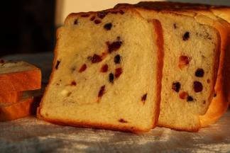 切开的土司，组织很不错，有嚼劲