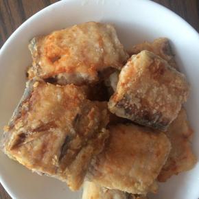 煎至两面金黄即可。